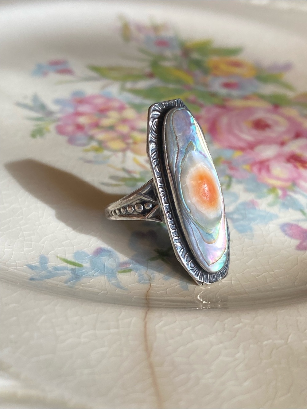 Antique sterling silver and blistered abalone ring size 4.5